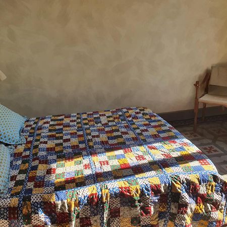 Manoir En Crau Hotel Arles Kültér fotó